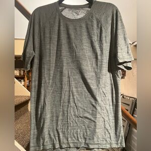 Old Navy Men’s Tee